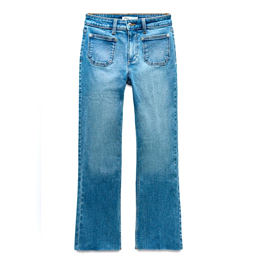 ✨ZARA High Waisted Mini Flair Jeans ✨